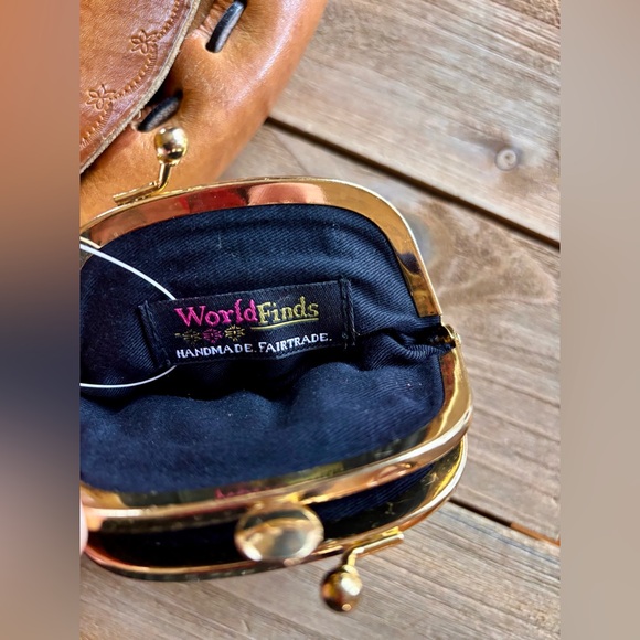 Vintage Brown Leather Hippie Bag with NWT Kantha Coin  Purse - Picture 12 of 15